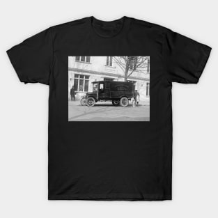 Dairy Delivery Truck, 1923. Vintage Photo T-Shirt